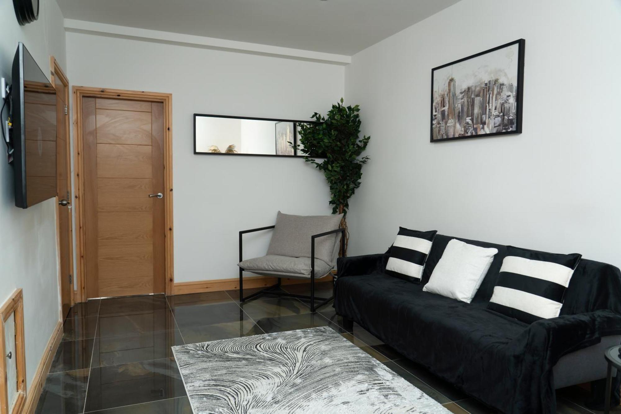 Double Bedroom Near Etihad And Coop Live With Free Parking, Shared Kitchen & Bathroom Mánchester Exterior foto